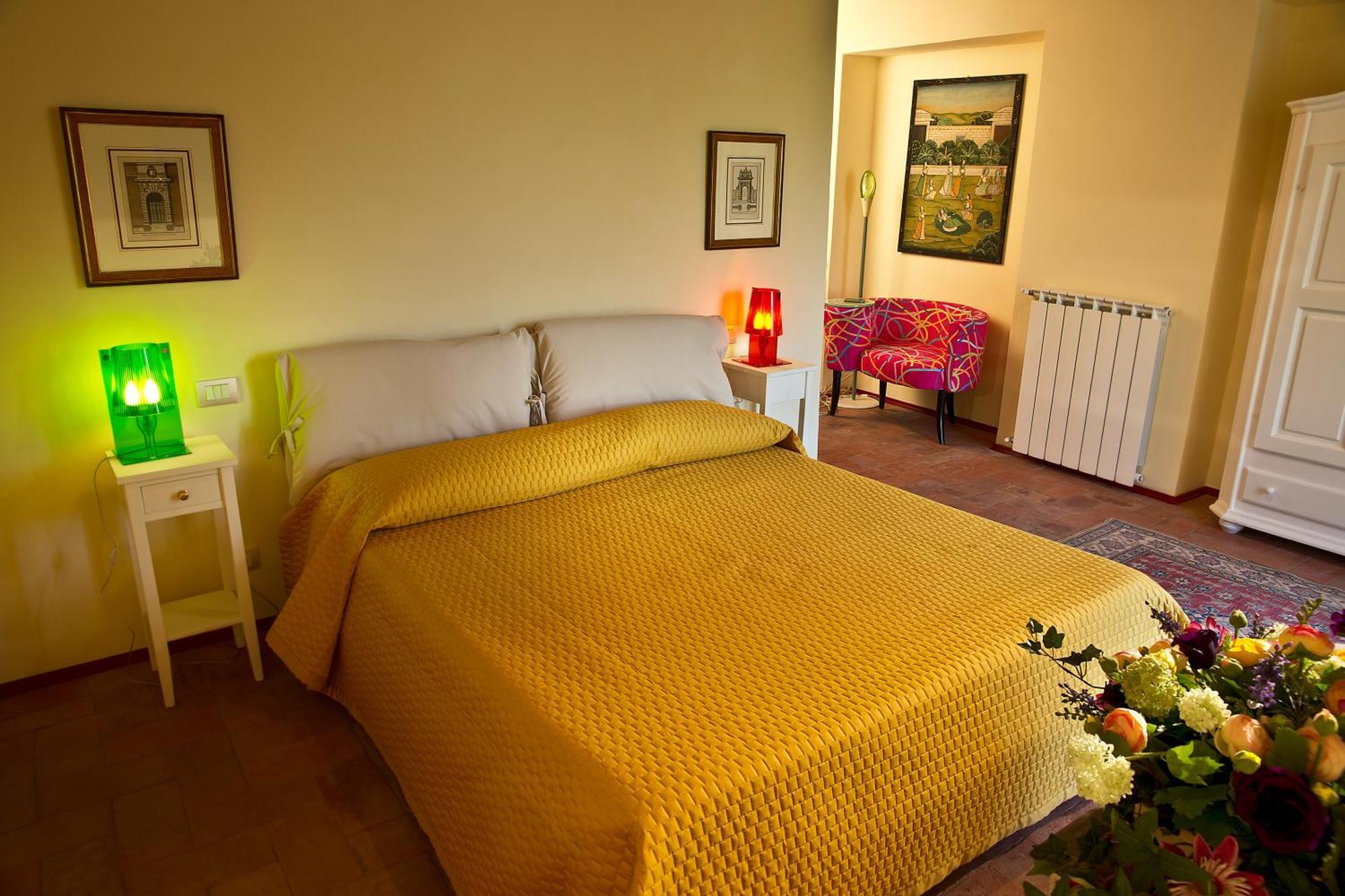 Suite Accommodation Мастиано Номер фото